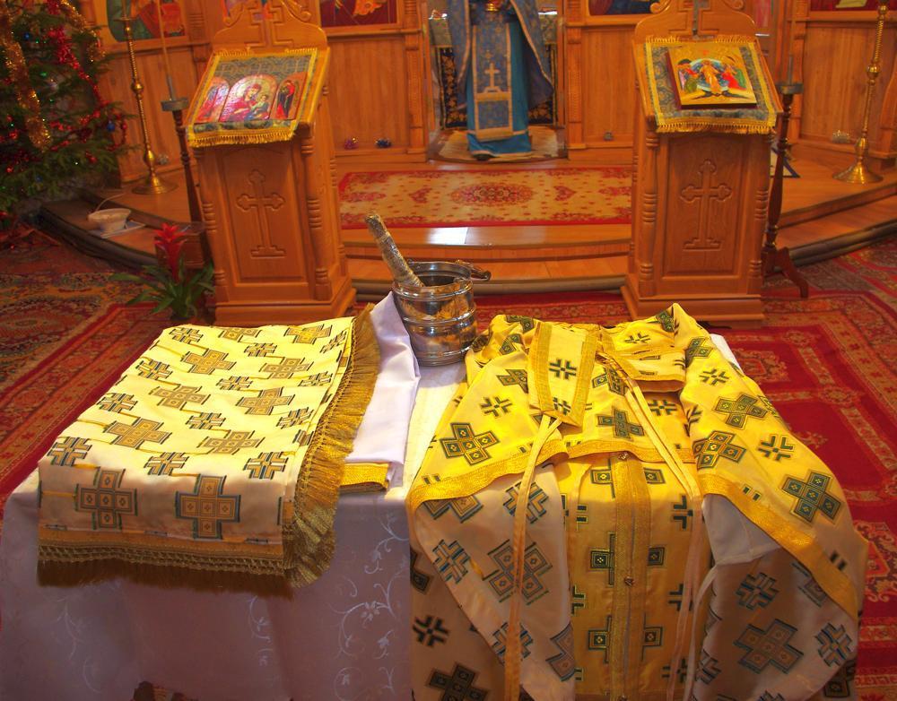 Sfinţirea veşmintelor pentru Sfânta Masă