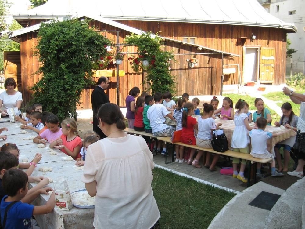 Şcoala de Vară 2014 (Ediţia a VII-a) Şcoala de Vară 2014 (Ediţia a VII-a)