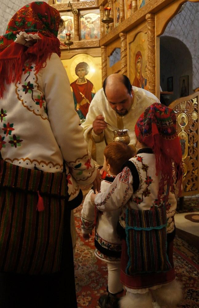 28 Decembrie 2014 - Datini si Obiceiuri de iarnă