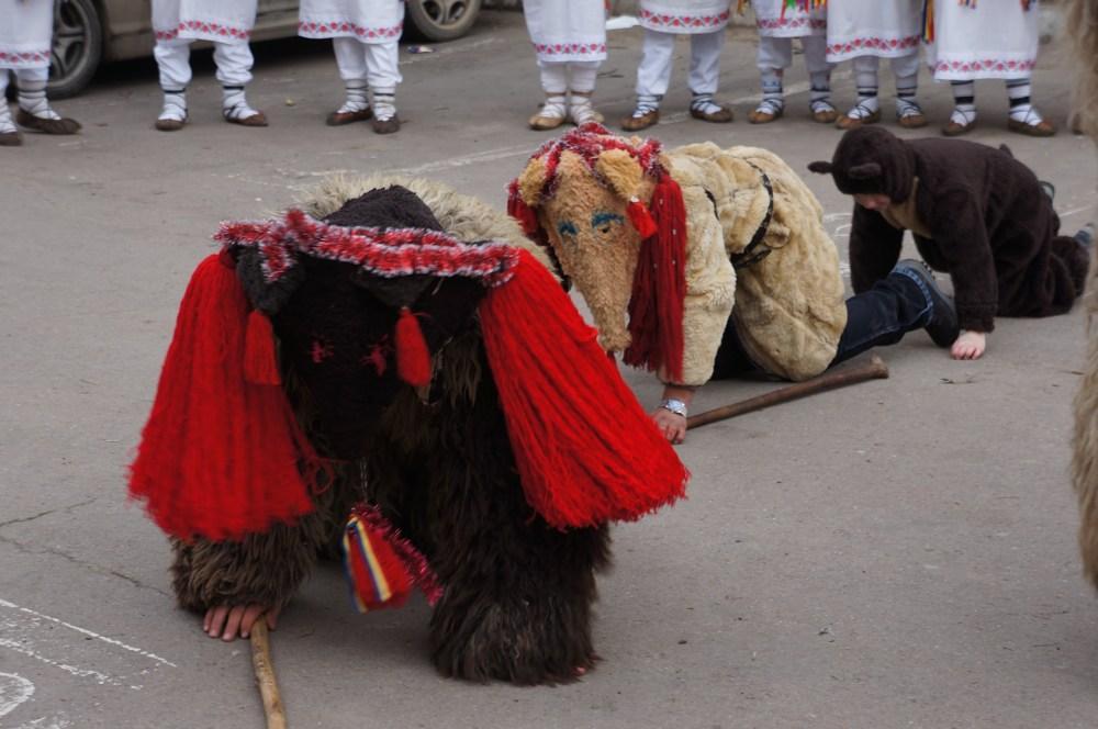 28 Decembrie 2014 - Datini si Obiceiuri de iarnă