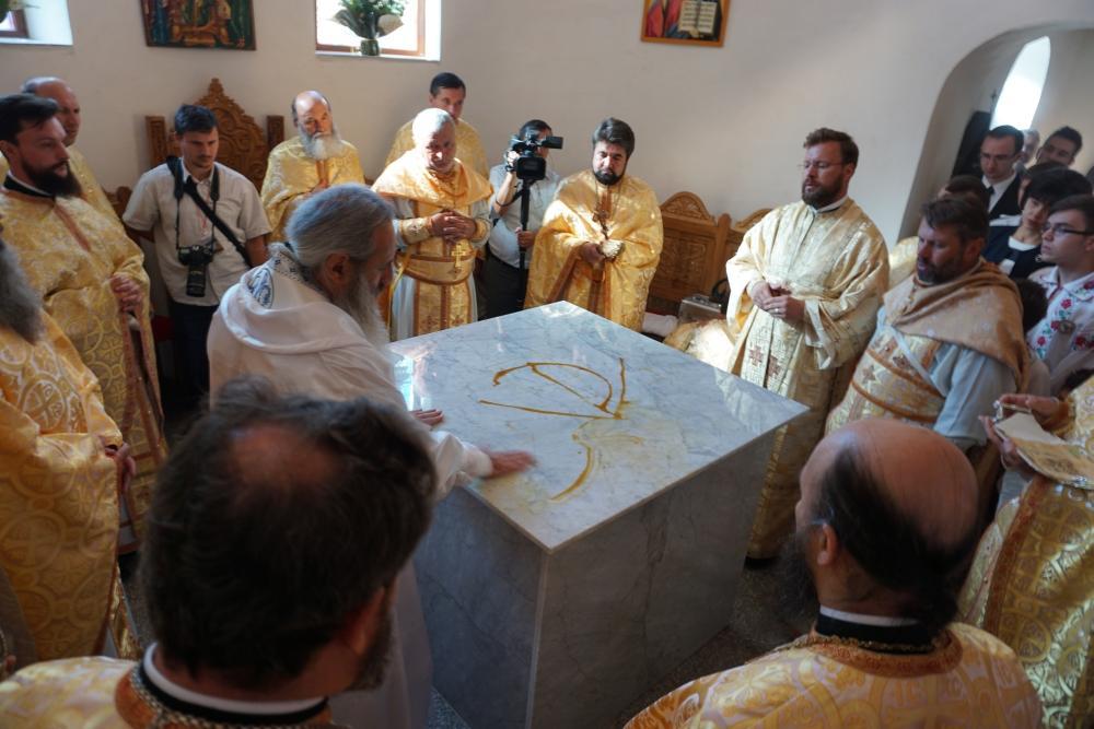 Sfinţirea bisericii Sf. Cuv. Antonie cel Mare, Botoşani, 21 august 2016