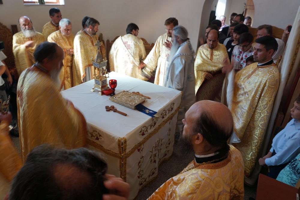 Sfinţirea bisericii Sf. Cuv. Antonie cel Mare, Botoşani, 21 august 2016